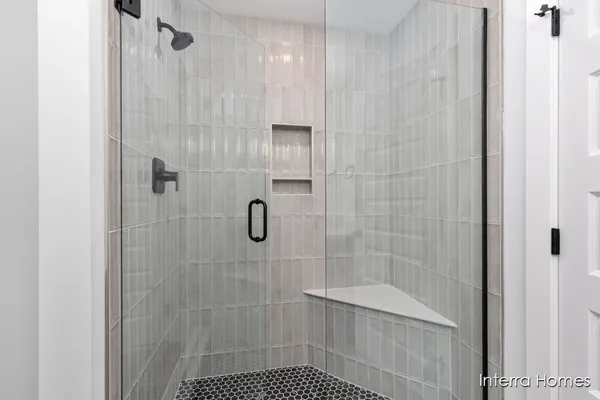 $569,900 | 7318 Graymoor Street Southeast, Caledonia, MI 49316