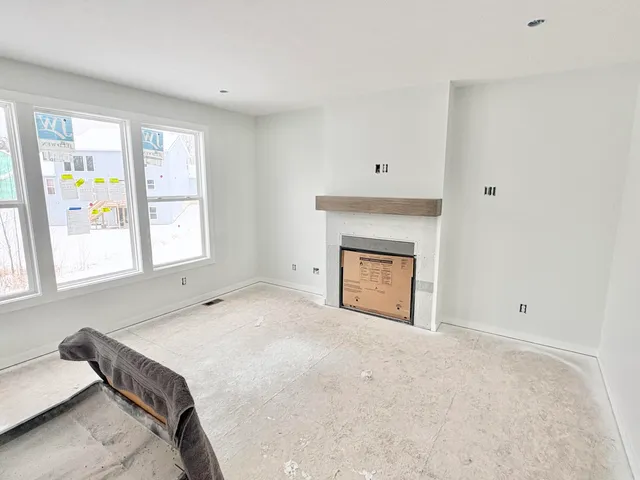 $574,900 | 7318 Graymoor Street Southeast, Caledonia, MI 49316