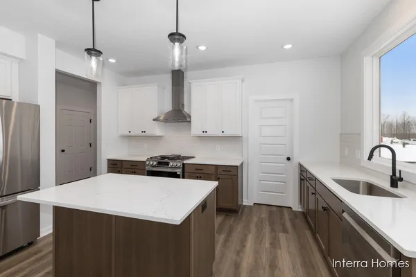 $569,900 | 7318 Graymoor Street Southeast, Caledonia, MI 49316