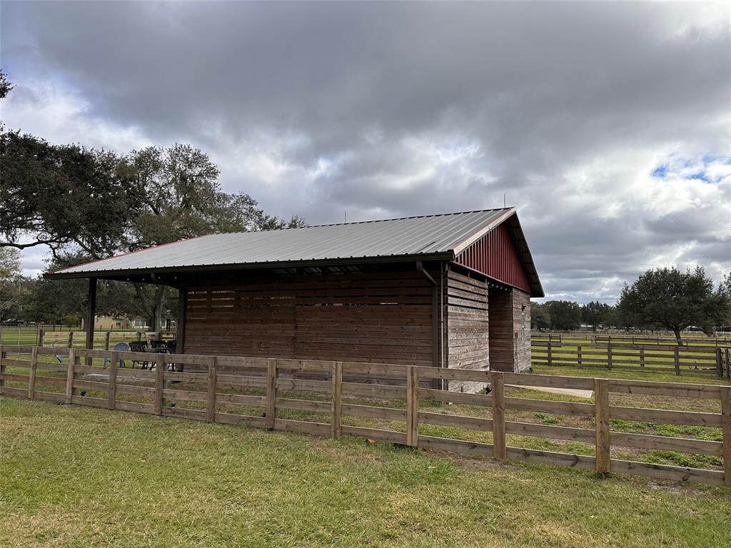 18803 Dorman Road Lithia, FL 33547 - Photo 5 of 13