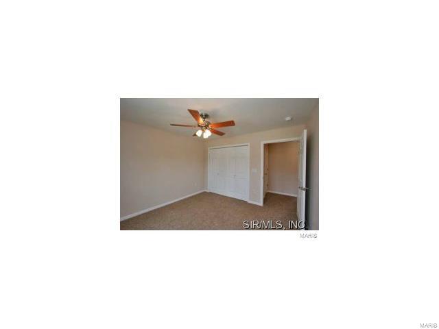 43 Colonial Manor, Unit D Highland, IL 62249 - Photo 14 of 26 Gallery Image 14