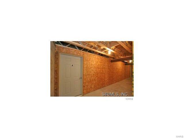 43 Colonial Manor, Unit D Highland, IL 62249 - Photo 18 of 26 Gallery Image 18