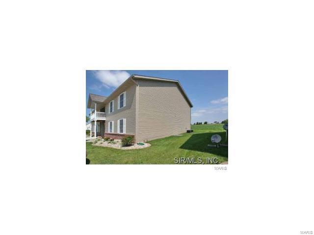 43 Colonial Manor, Unit D Highland, IL 62249 - Photo 21 of 26 Gallery Image 21