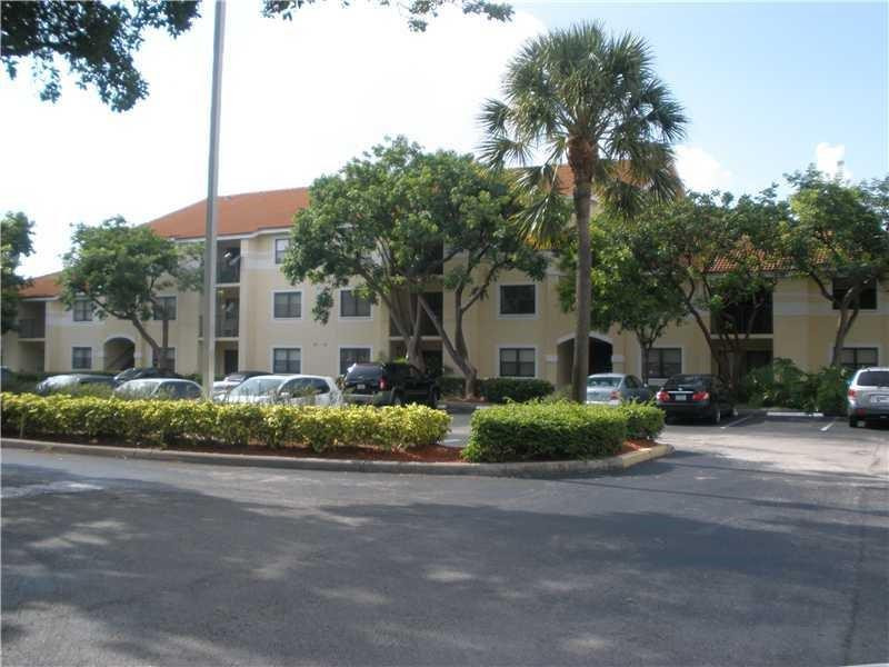 630 South Park Road Hollywood, FL 33021 - Photo 4 of 12 Photo 4
