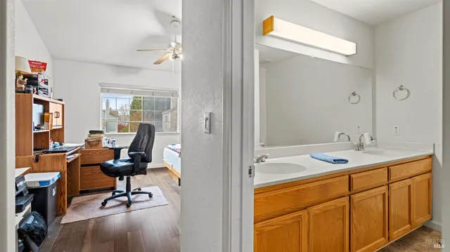 $634,000 | 813 Chardonnay Circle, Petaluma, CA 94954