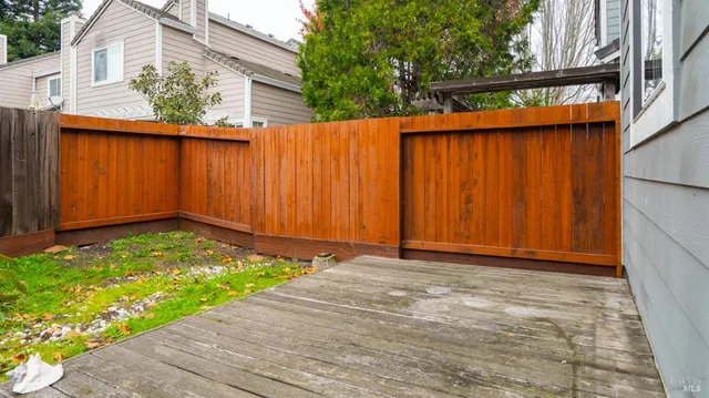 $634,000 | 813 Chardonnay Circle, Petaluma, CA 94954