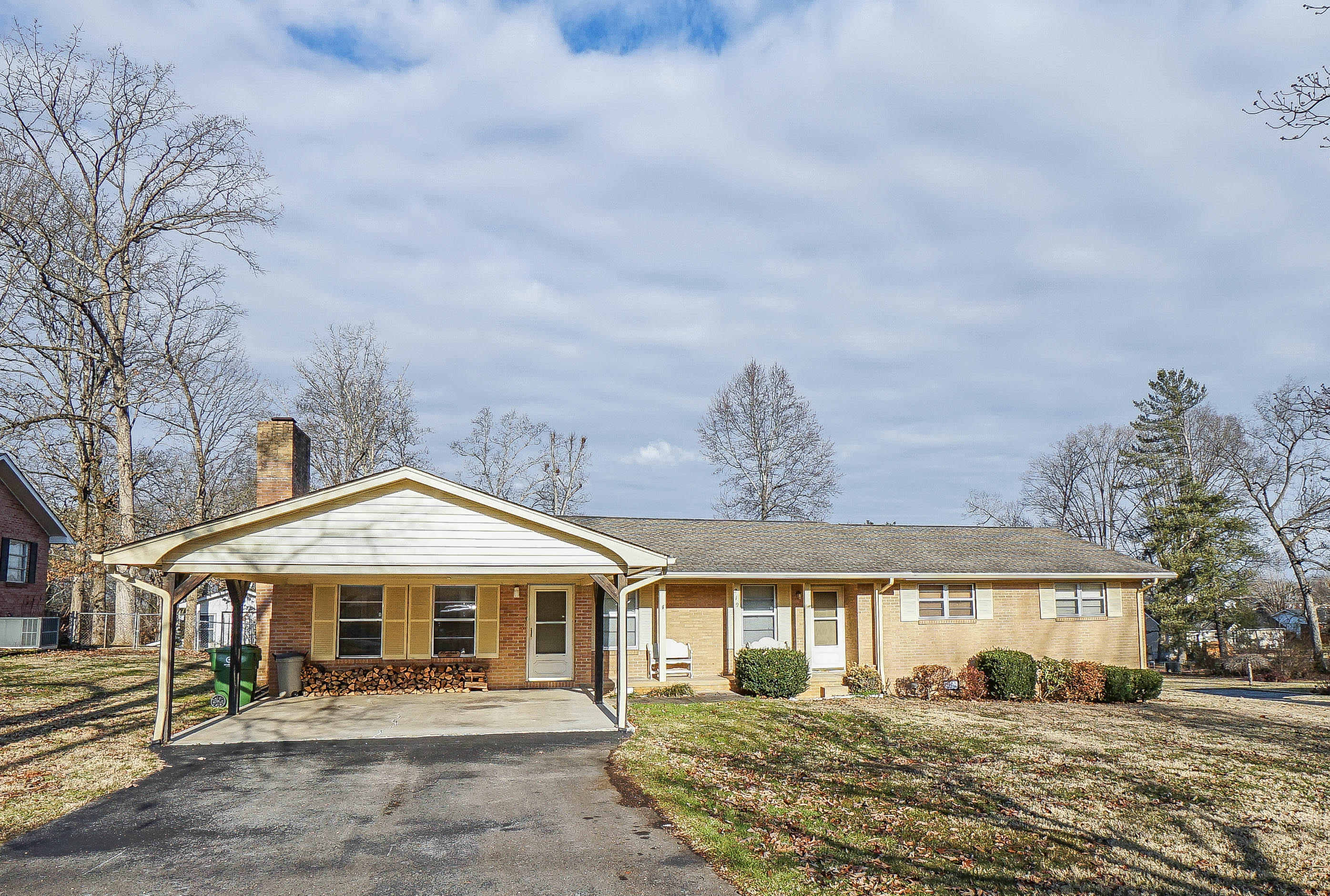 219 Merritt Road Maryville, TN 37804 - Photo 2 of 39 DSC02763