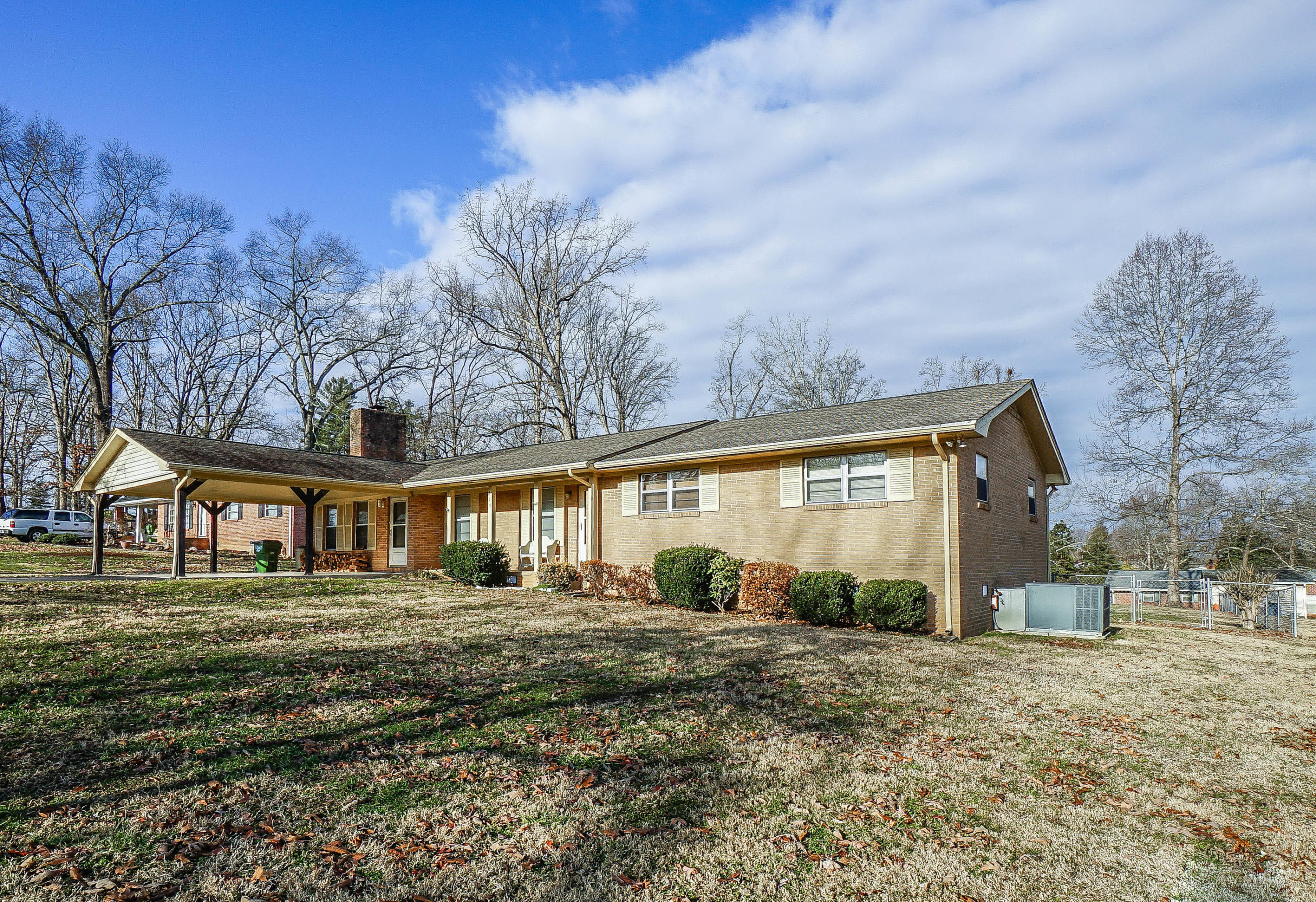 219 Merritt Road Maryville, TN 37804 - Photo 3 of 39 DSC02767