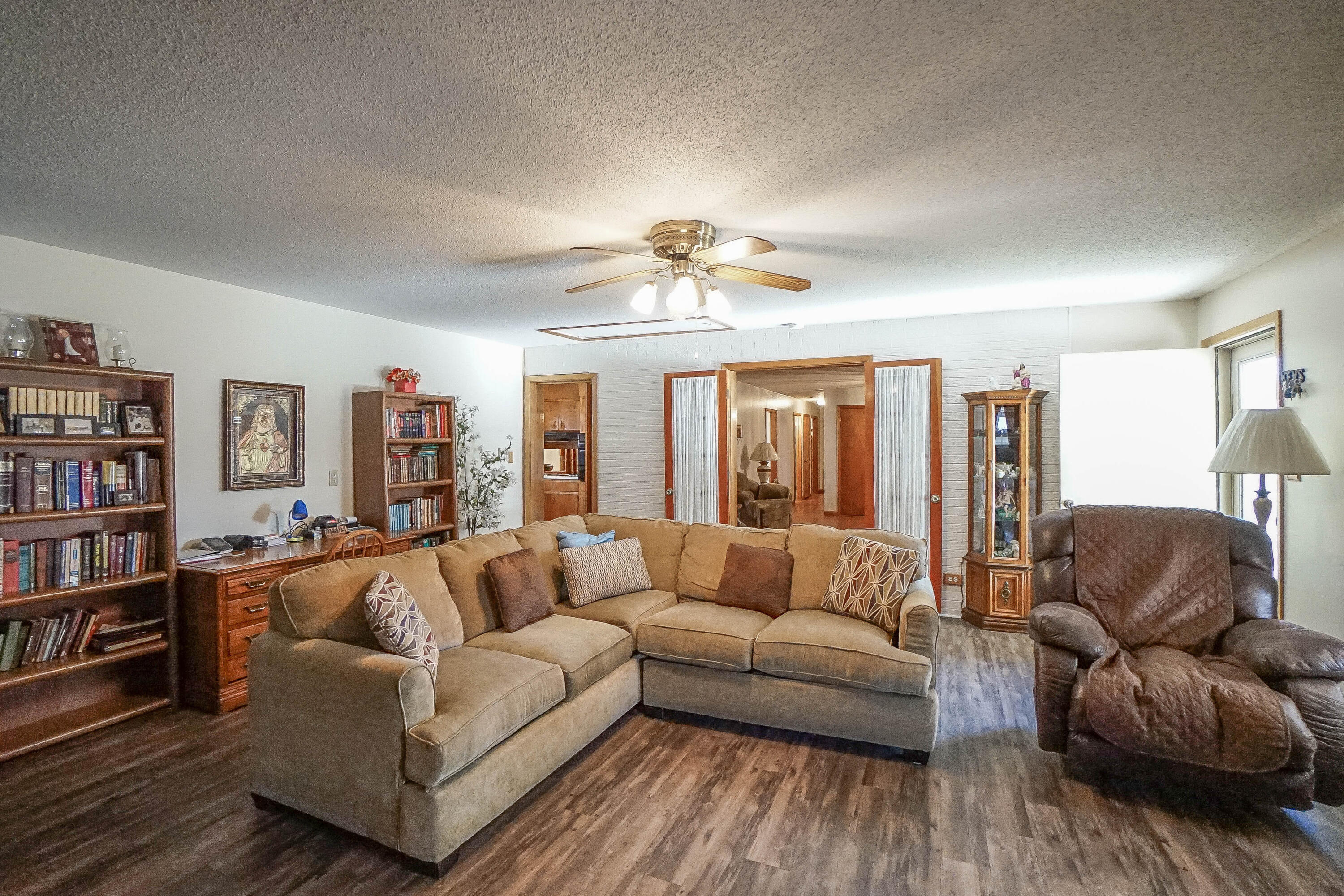 219 Merritt Road Maryville, TN 37804 - Photo 8 of 39 DSC02774