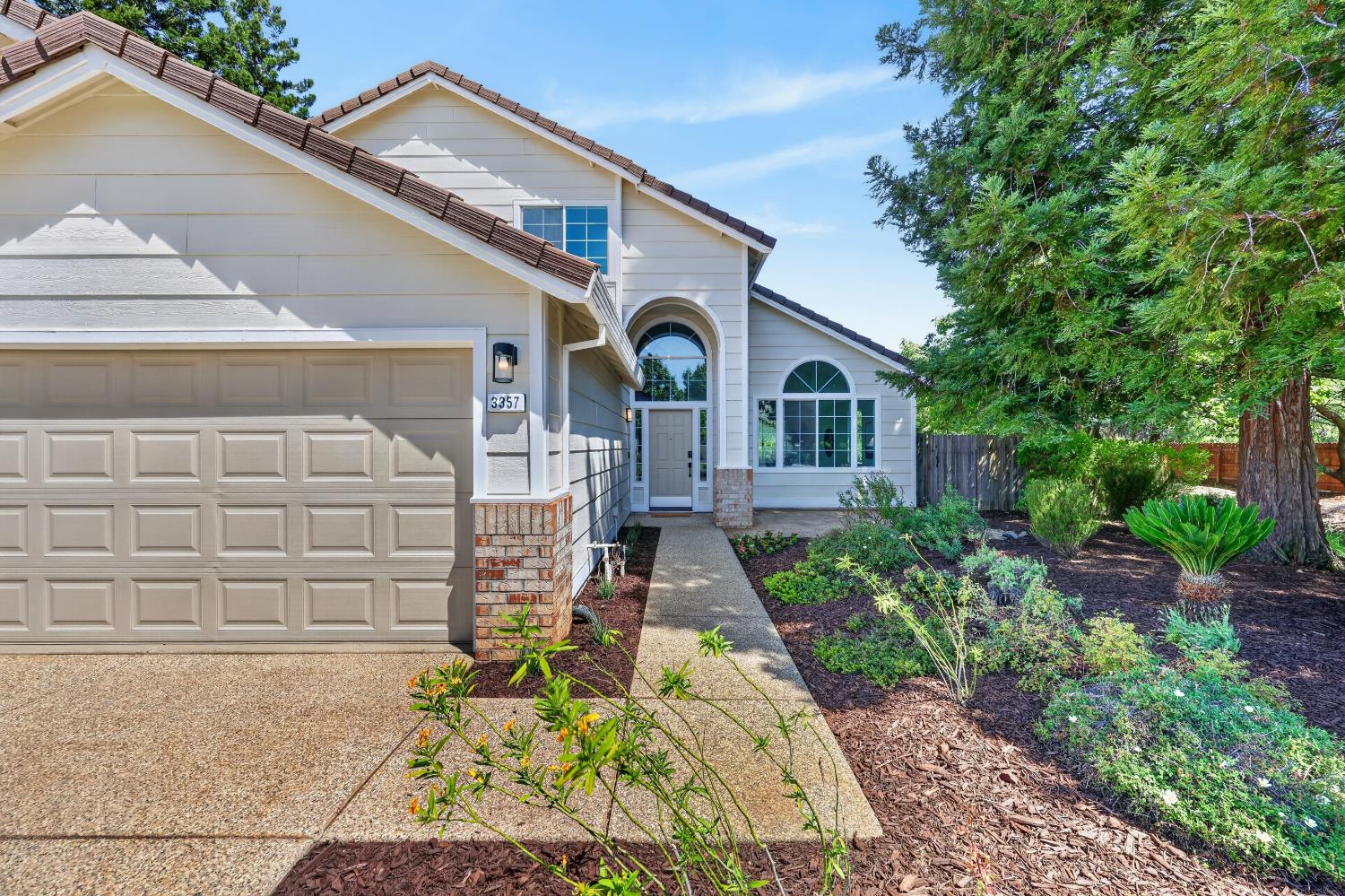3357 Tourmaline Way Rescue, CA 95672 - Photo 4 of 77