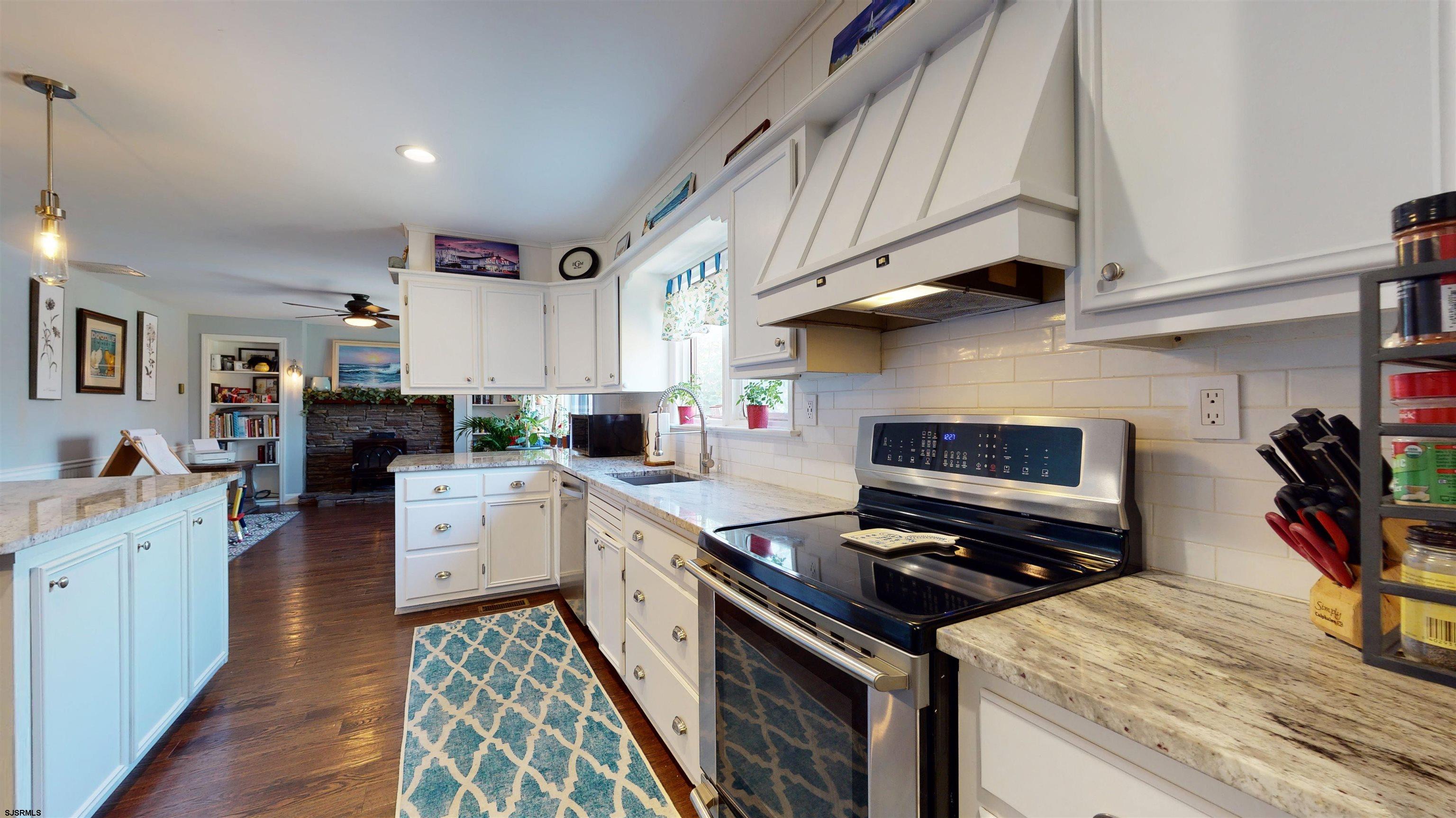 275 Chestnut Neck Road Port Republic, NJ 08241 - Photo 2 of 45