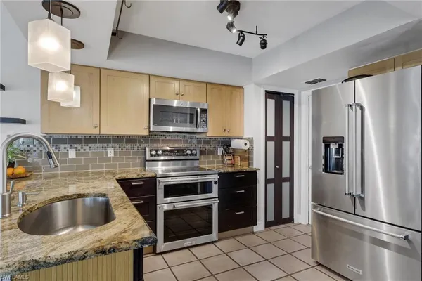 $599,900 | 2667 River Reach Drive, Naples, FL 34104