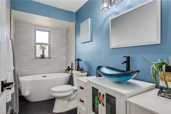 $599,900 | 2667 River Reach Drive, Naples, FL 34104