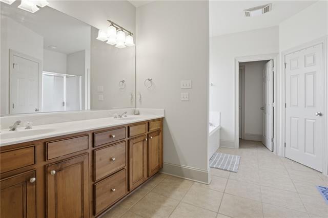 575 Wilkinson Street Mandeville, LA 70448 - Photo 11 of 17
