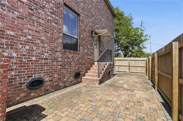 575 Wilkinson Street Mandeville, LA 70448 - Photo 16 of 17