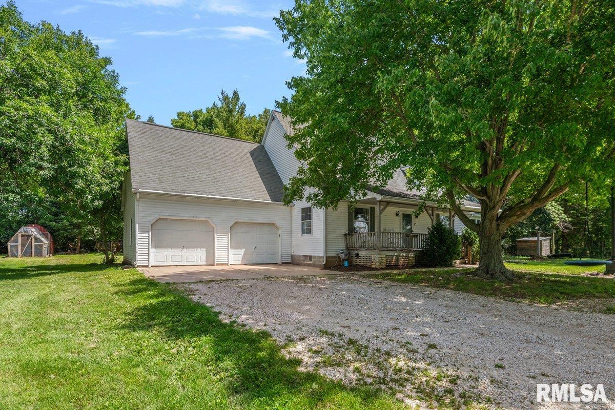 9127 East Loami Road Loami, IL 62661 - Photo 3 of 53