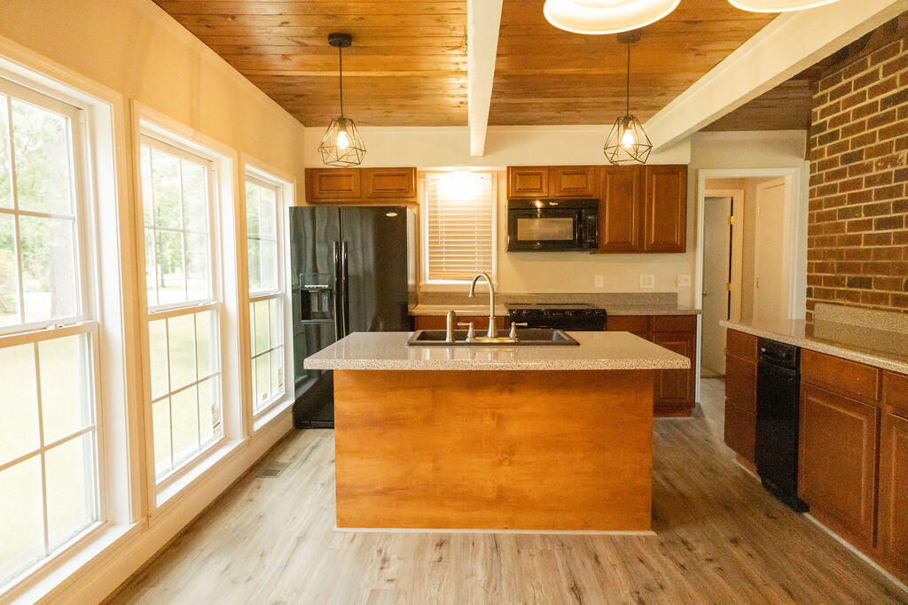 1044 Academy Road Walterboro, SC 29488 - Photo 14 of 36 3T6A3680