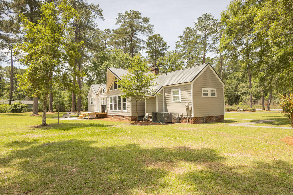 1044 Academy Road Walterboro, SC 29488 - Photo 36 of 36 3T6A3665