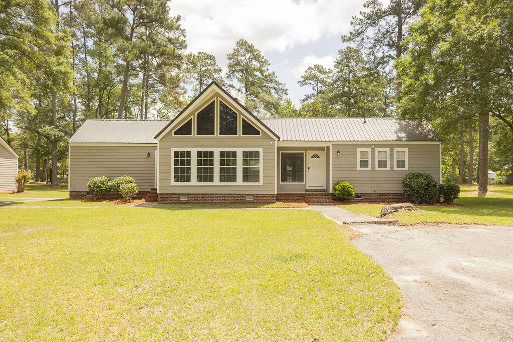 1044 Academy Road Walterboro, SC 29488 - Photo 6 of 36 3T6A3659
