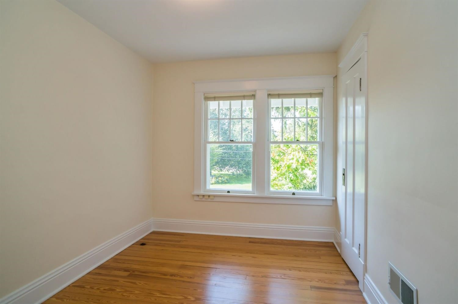 446 Sunset Road Ann Arbor, MI 48103 - Photo 15 of 22 Photo 15