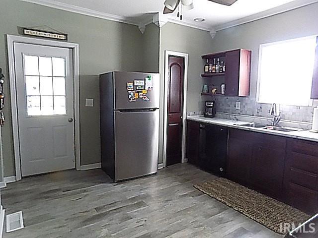 909 Line Street Decatur, IN 46733 - Photo 11 of 24