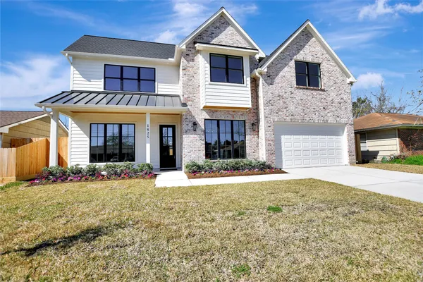 $999,000 | 1825 Huge Oaks Street, Houston, TX 77055