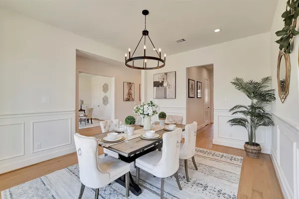 $999,000 | 1825 Huge Oaks Street, Houston, TX 77055