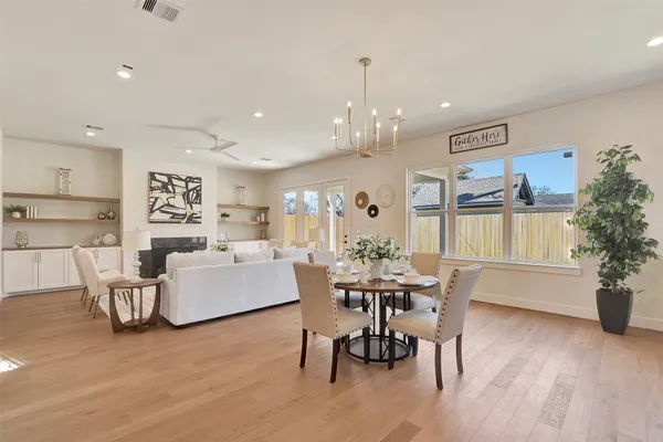 $999,000 | 1825 Huge Oaks Street, Houston, TX 77055