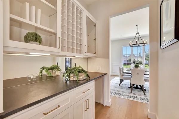 $999,000 | 1825 Huge Oaks Street, Houston, TX 77055