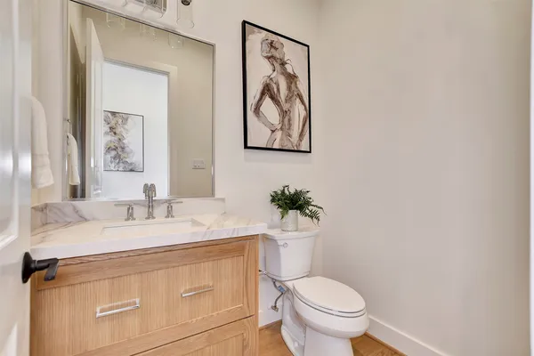 $999,000 | 1825 Huge Oaks Street, Houston, TX 77055