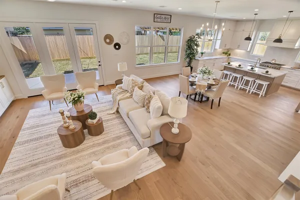 $999,000 | 1825 Huge Oaks Street, Houston, TX 77055