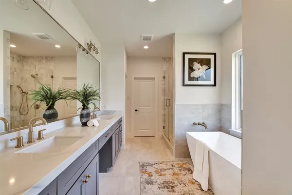 $999,000 | 1825 Huge Oaks Street, Houston, TX 77055