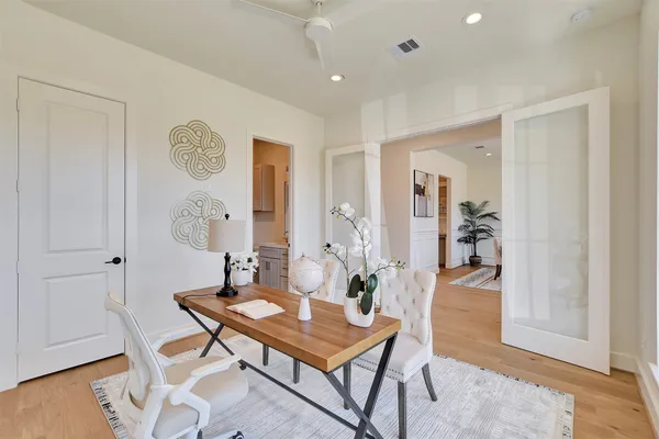 $999,000 | 1825 Huge Oaks Street, Houston, TX 77055