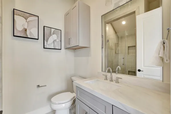 $999,000 | 1825 Huge Oaks Street, Houston, TX 77055