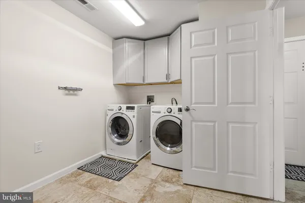 $319,900 | 3555 Floating Leaf Lane, Unit C201, Laurel, MD 20724