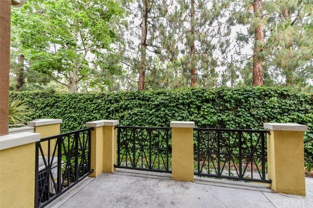 1502 Timberwood Irvine, CA 92620 - Photo 10 of 16