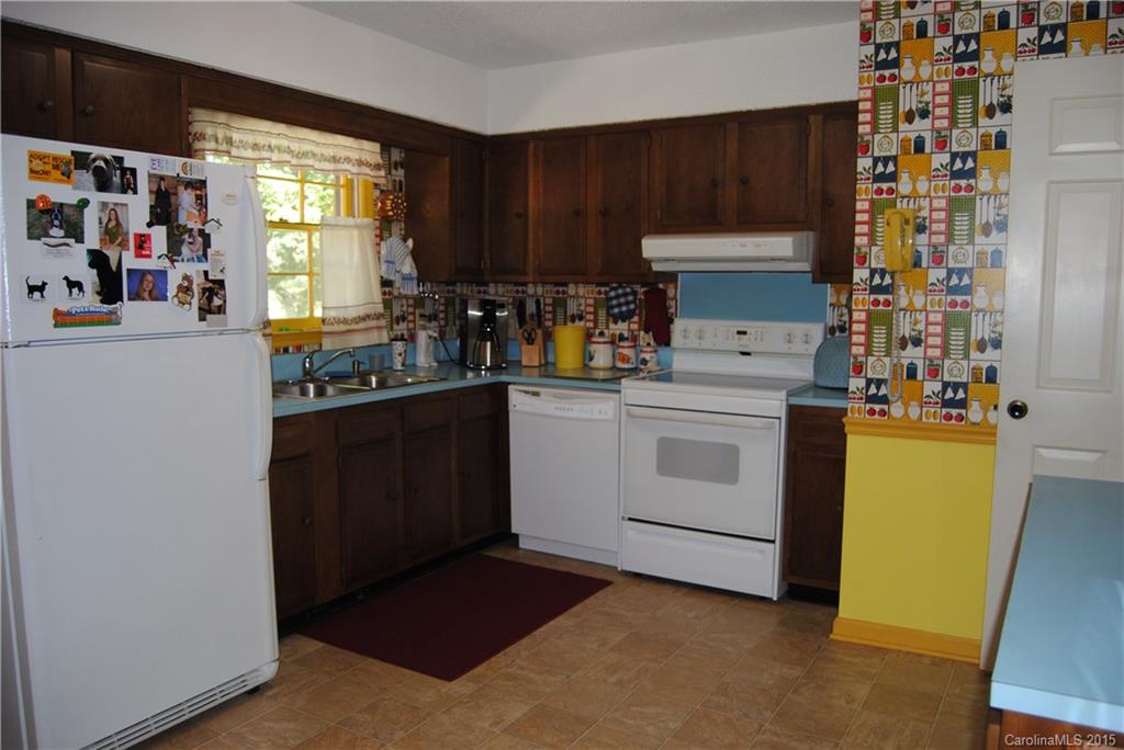 3617 Sugar Spring Road Gastonia, NC 28054 - Photo 6 of 18 Gallery Image 6