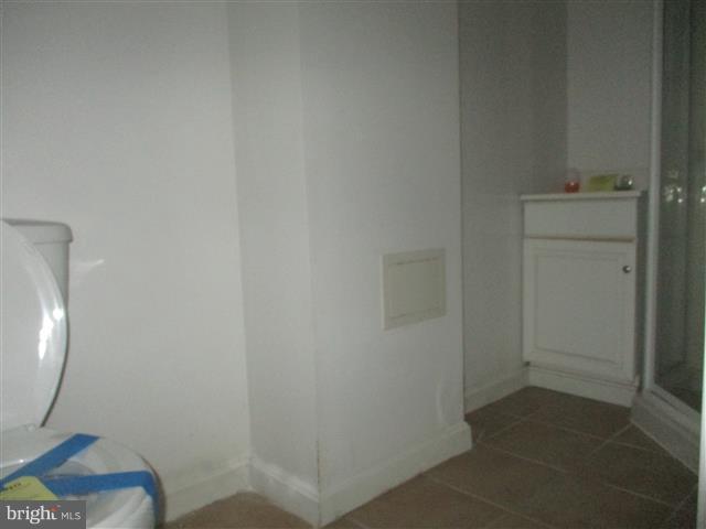 421 Scarsdale Road Baltimore, MD 21224 - Photo 23 of 26 Bath