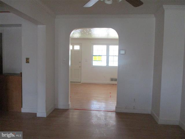 421 Scarsdale Road Baltimore, MD 21224 - Photo 5 of 26 Dining Room