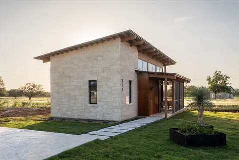 $585,000 | 9361 Highway 290, Unit 106, Hye, TX 78635