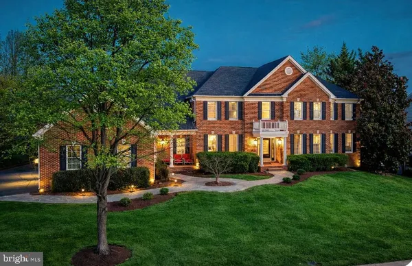$2,450,000 | 19770 Willowdale Place, Ashburn, VA 20147