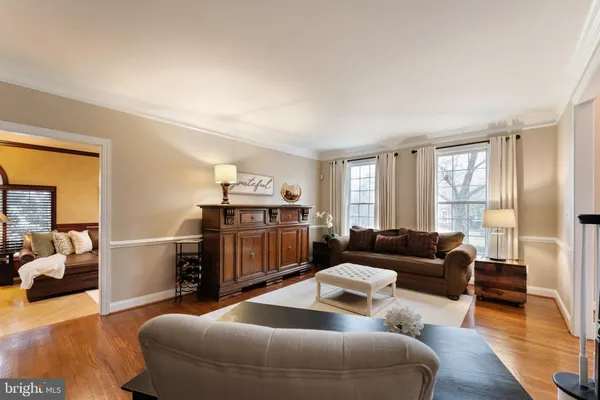 $2,450,000 | 19770 Willowdale Place, Ashburn, VA 20147