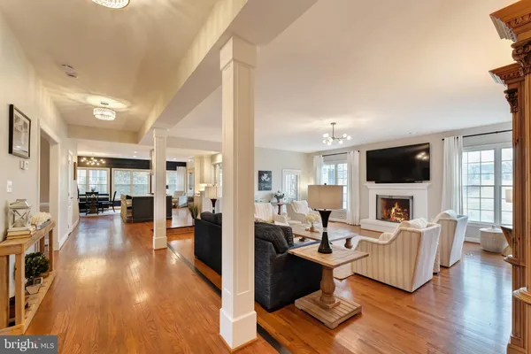 $2,450,000 | 19770 Willowdale Place, Ashburn, VA 20147