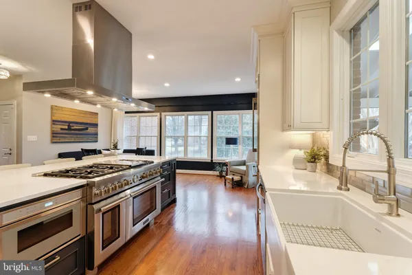 $2,450,000 | 19770 Willowdale Place, Ashburn, VA 20147