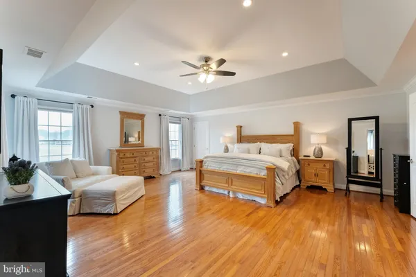 $2,450,000 | 19770 Willowdale Place, Ashburn, VA 20147