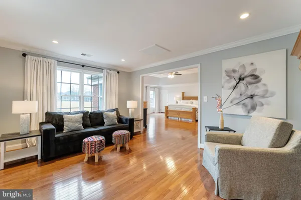 $2,450,000 | 19770 Willowdale Place, Ashburn, VA 20147