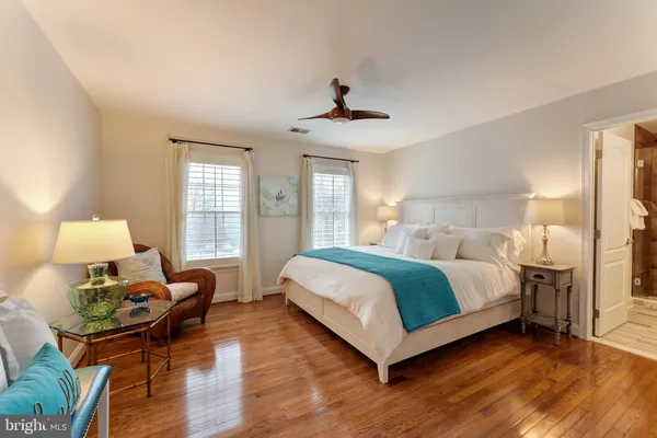 $2,450,000 | 19770 Willowdale Place, Ashburn, VA 20147