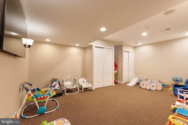 $2,450,000 | 19770 Willowdale Place, Ashburn, VA 20147