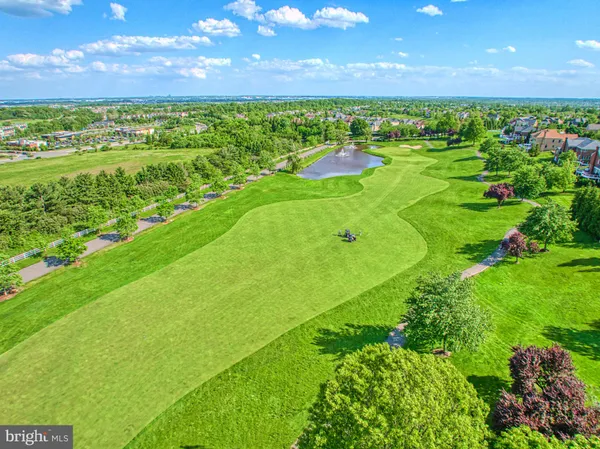 $2,450,000 | 19770 Willowdale Place, Ashburn, VA 20147