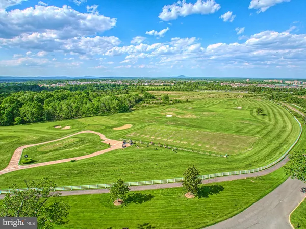 $2,450,000 | 19770 Willowdale Place, Ashburn, VA 20147